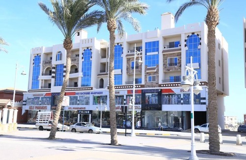 Al Mamsha El Seyahi Chalet De Esquí | Andalucía Blue Beach Hurghada شالية ايجار الغردقة