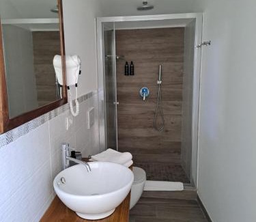 Bellagio Cama Y Desayuno | Andirivieni Bellagio Guest House