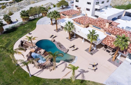 Thousand Palms Casa | Andreas Oasis | Piscina privada | Plataforma de aterrizaje de helicóptero | Servicios de conserjería