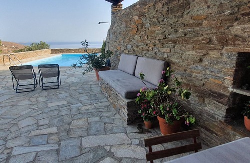 Gavrio Casa | Andros Villa with Pool