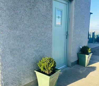 Newry Casa | Andy's Cottages at the Well