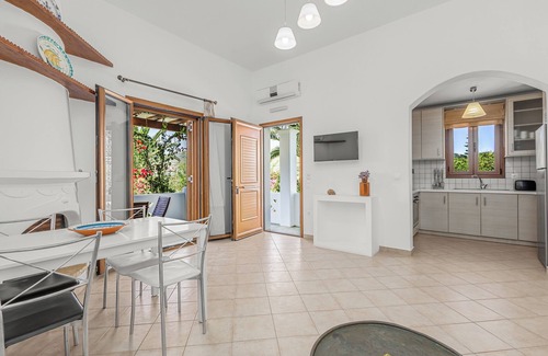 Skiros Casa | Anemonisia Skyrian Living