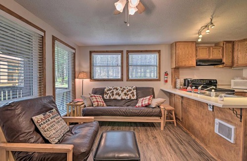 Angel Fire Apartamento | Angel Fire Mountainside Condo Less Than half Mi to Slopes