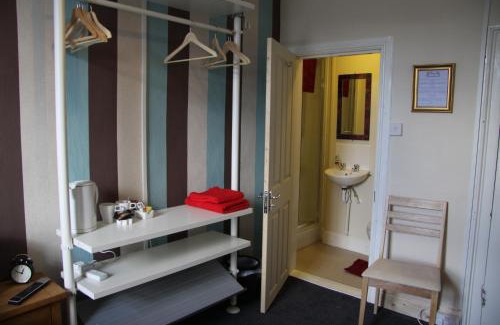 Tiverton Casa | Angel Guesthouse