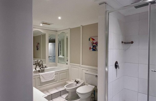 Guildford Casa | Angel Hotel