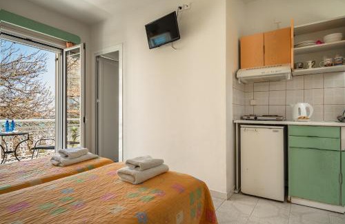 Lourdata Apartamento | Angela partial sea view 8