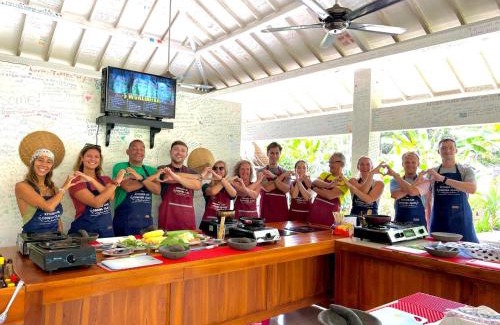 Senggigi Casa | Anggrek Putih Cooking Class & Guest House