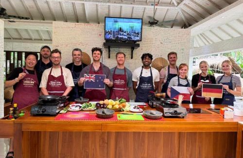 Senggigi Casa | Anggrek Putih Cooking Class & Guest House