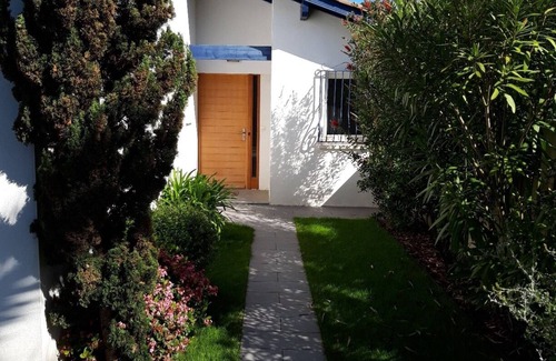 Anglet Casa | Nivel de jardín ANGLET T2, a 2 km de las playas, a 400 metros del bosque de Chiberta.