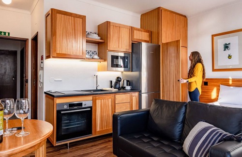 Angra do Heroismo Apartamento | Angra Bay in Angra do Hero smo