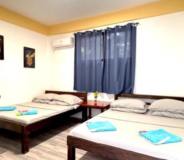 Busuanga Casa | Ann and Mike Guest House, Bar & Restaurant