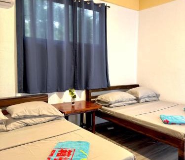 Busuanga Casa | Ann and Mike Guest House, Bar & Restaurant