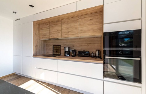 Saint-Jorioz Apartamento | ANNECY HAPPY LODGE 5 PERS LAKE VIEW JACUZZI TERRACE