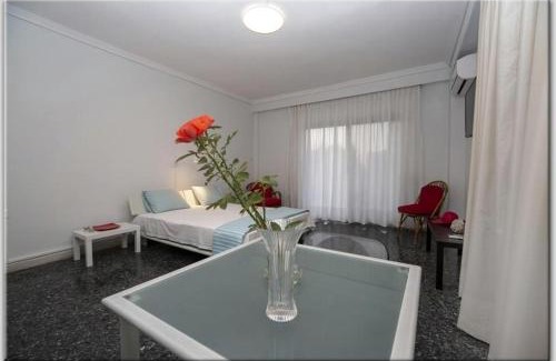 Agia Triada Apartamento | Anni's apartments 50m from the beach