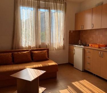 Becici Apartamento | ANORA Apartments