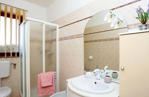 Becici Casa | Casa de vacaciones Anteo (LBN383) en Labin - 6 personas, 2 dormitorios