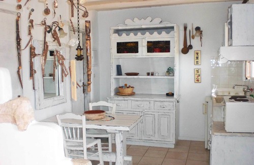 Parikia Apartamento | Anthippi Guest House