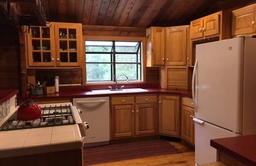 Keedysville Cabina | Antietam Creek - Cabaña tranquila de 2 habitaciones