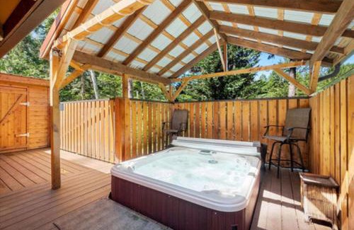 Paradise Estates Casa | Antler House