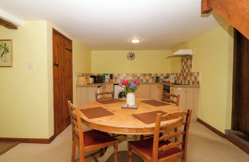 Blakeney Cabaña | ANVIL COTTAGE, pet friendly, character holiday cottage in Blakeney