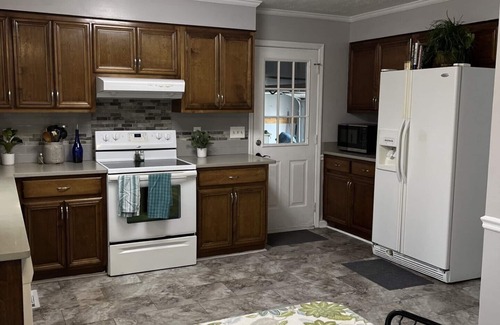 Martinez Casa | ANWA,Master’s weekend,Families, Craftsmen & Professionals 3BR, 2.5Bath, Sleeps 8