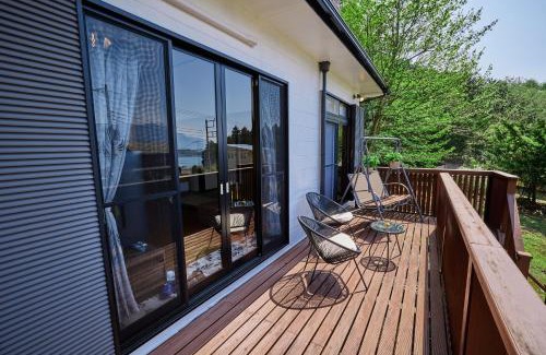 Azagawa Casa | AOKI 富士河口湖眺望 BBQ送迎ok 貸切大型別荘