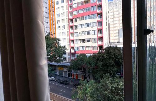 Barro Preto Apartamento | Apê Adelaide | Raul Soares Centro Mercado Central