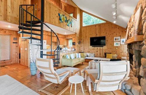 Shelby Casa | Apache Lake House - Lake Michigan Views - Nature Sanctuary