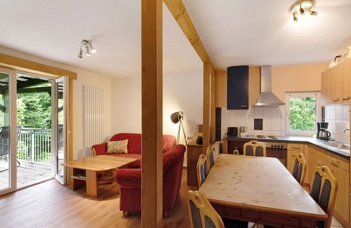 Feldberger Seenlandschaft Apartamento | Apartamento 'Ferienwohnung Forelle' con balcón y Wi-Fi
