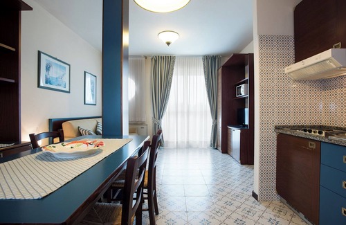Bibione Apartamento | Aparthotel Holiday