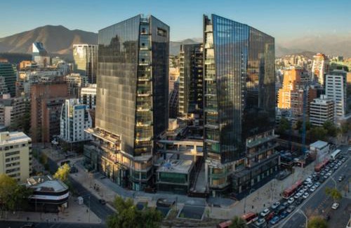 Santiago Apartamento | Apartament Condo Amueblado, ENCOMENDEROS 200 El Golf, Las Condes Santiago con vista al Costanera Center