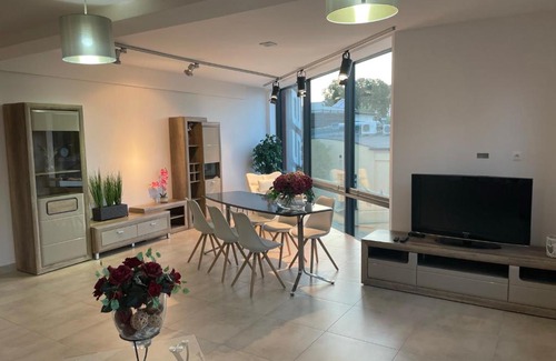 Koscierzyna Apartamento | Apartament III w Centrum - Winda - 50 metrów od Starego Rynku