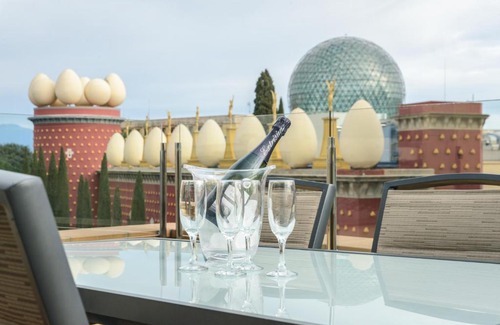 Figueres Apartamento | Apartamento ático enfrente del Museo Dalí