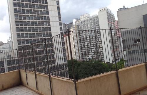 Central Zone Apartamento | Apartamento 112 Centro Consolaçao