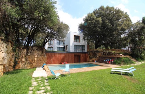 Somo Apartamento | Apartamento 2 dormitorios con piscina y jardín - Apartamentos Montesomo