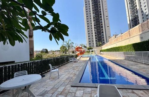 Despraiado Apartamento | Apartamento 3 quartos, com elevador de acesso