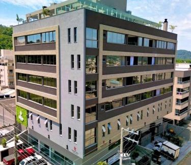 Ze Amandio Apartamento | Apartamento 509 com piscina Aquecida