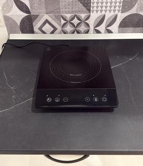 Los Tilos Apartamento | Apartamento a 2 min caminando de la estación de Bus y Tren María Zambrano