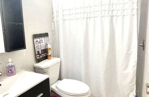 Cangrejo Arriba Apartamento | Apartment 6 Minutes from Airport
