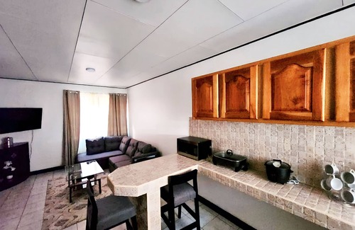 Alajuela Apartamento | Apartamento a solo 4 km del Aeropuerto