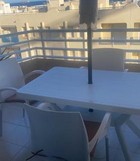 Garrucha Apartamento | Apartamento Andalucía - sea view, beach, marina, lift & free parking