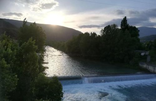 Sarratillo Apartamento | Apartamento Boltaña en Margudgued