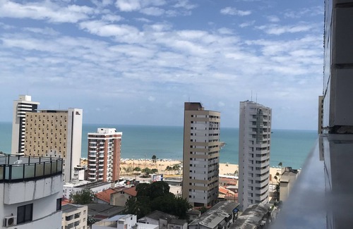 Praia de Iracema Apartamento | Apartamento 300m mar AR Condicionado E Garagem
