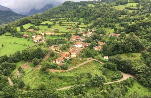 Vigidel Apartamento | Apartamento Braña El Revellón senda del oso