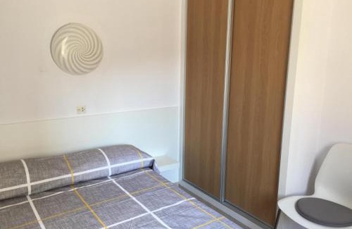 L'Estartit Apartamento | Apartamento céntrico con 2 habitaciones y Wi-Fi