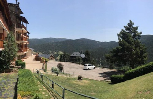 La Molina Apartamento | Apartamento cerca pista de esqui La Molina con piscina y Jardín