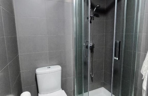 Viveiro Apartamento | Apartamento con balcón y vistas al mar