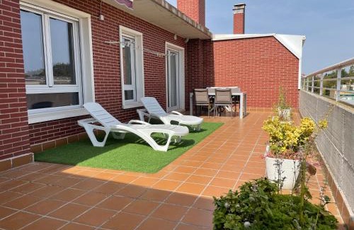 Burgos Apartamento | Apartamento con gran terraza y vistas a la catedral.