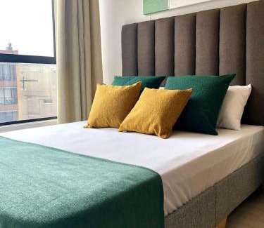 Chapinero Apartamento | Apartamento con piscina climatizada, excelente ubicación, luz natural, acogedor y con estilo