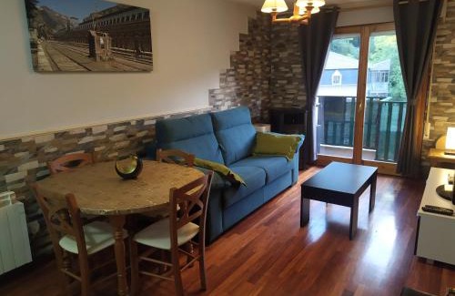 Canfranc-Estacion Apartamento | Apartamento de montaña "Nueva Canfranc"